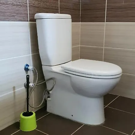 Cosy & Spacious Terrace Flat 아파트 이스탄불